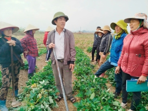 Tấm gương công nhân lao động là Đảng viên tiêu biểu
