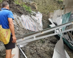 36 TIN MƯA LŨ GÂY SẠT LỞ NHÀ Ở MƯỜNG CHÀ
