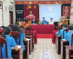 32 LĐLĐ TỈNH TỔ CHỨC HỘI NGHỊ GIAO BAN KHỐI CĐ CẤP TRÊN CƠ SỞ QUÝ IV 2021 01