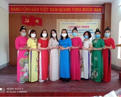 83 tin Hưởng úng Tuần lễ áo dài 04