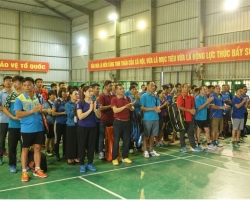 31 Tin Giải cầu lông Công nhân, viên chức, lao động 03