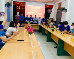 54 Tin Nậm Pồ Thăm hỏi đoàn viên nhân dịp Tháng Công nhân năm 2022
