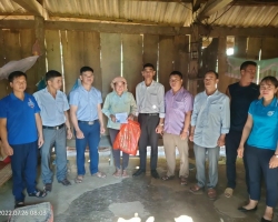 32 Tin Mường Chà THĂM TẶNG QUÀ 27 7