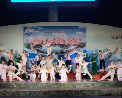 09 Bài Chú trọng xây dựng cơ quan văn hóa 01