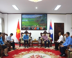 LĐLĐ tỉnh Điện Biên trao đổi, chia sẻ kinh nghiệp hoạt động với Liên hiệp Công đoàn 5 tỉnh Bắc Lào