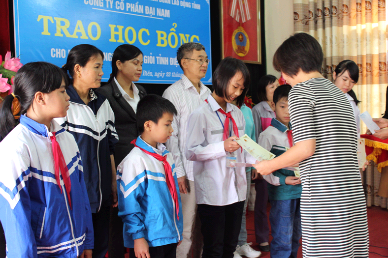 Học bổng tấm lòng vàng 1
