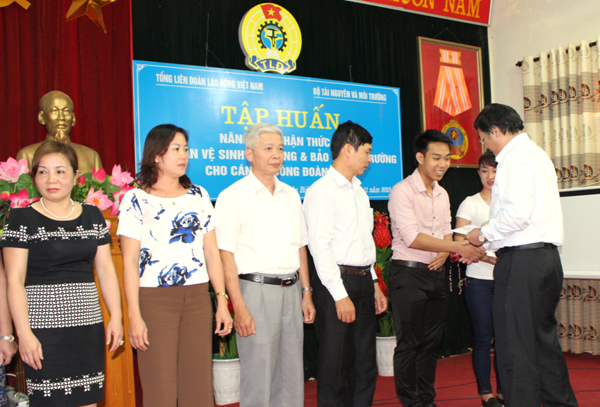 nâng cao nhận thức về an toàn vệ sinh ld và bv môi trường 3