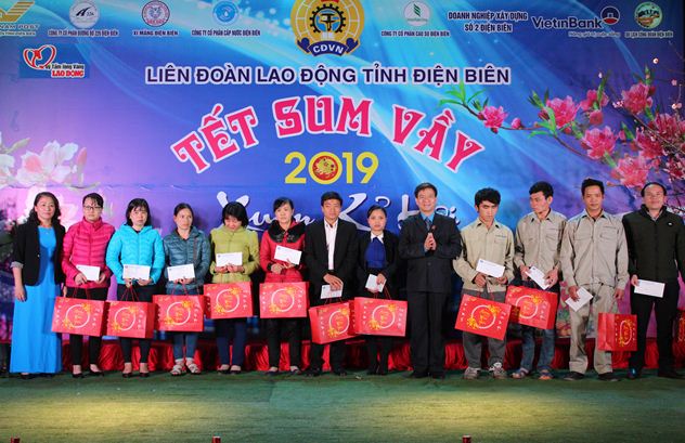 11 TIN TẾT SUM VẦY ĐIỆN BIÊN 03