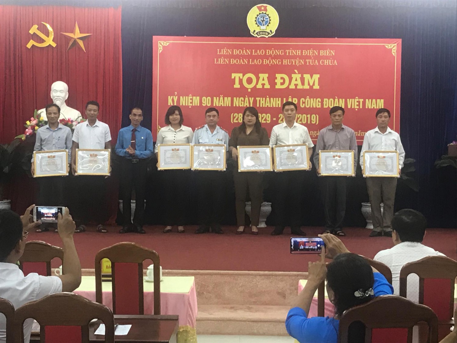 25 tin tọa đàm kỷ niệm 90 năm thành lập công đoàn Việt Nam 03