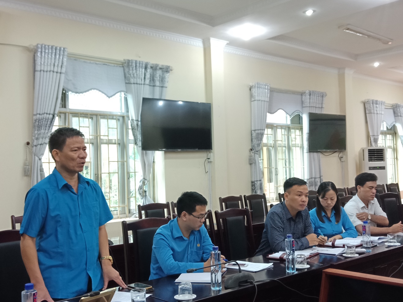 43 Chủ tịch LĐLĐ tỉnh làm việc với các cấp công đoàn huyện Mường Nhé 04