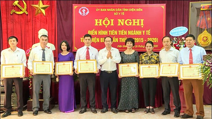 BAI VIET CDN PHOI HOP TO CHUC HOI NGHI DIEN HINH TIEN TIEN GD 2015 2020 01