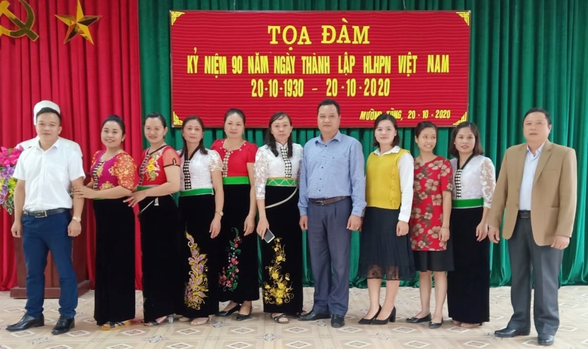 21 TỌA ĐÀM 20 10 XÃ MƯỜG TÙNG 01