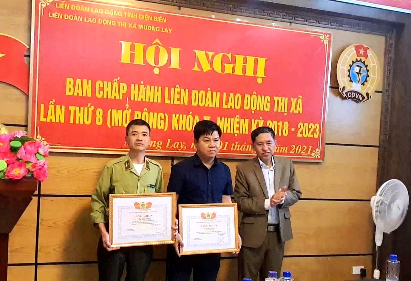 51 Tin Hôi nghi BCH TX Mường Lay 02