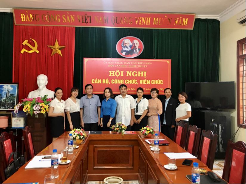 98 Tin HN CBCC Hội VHNT 2021 02