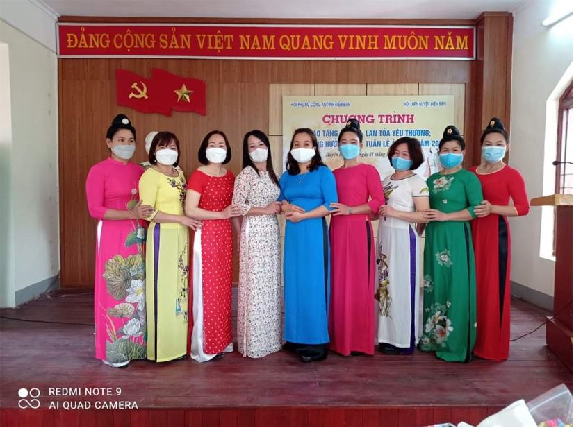 83 tin Hưởng úng Tuần lễ áo dài 04