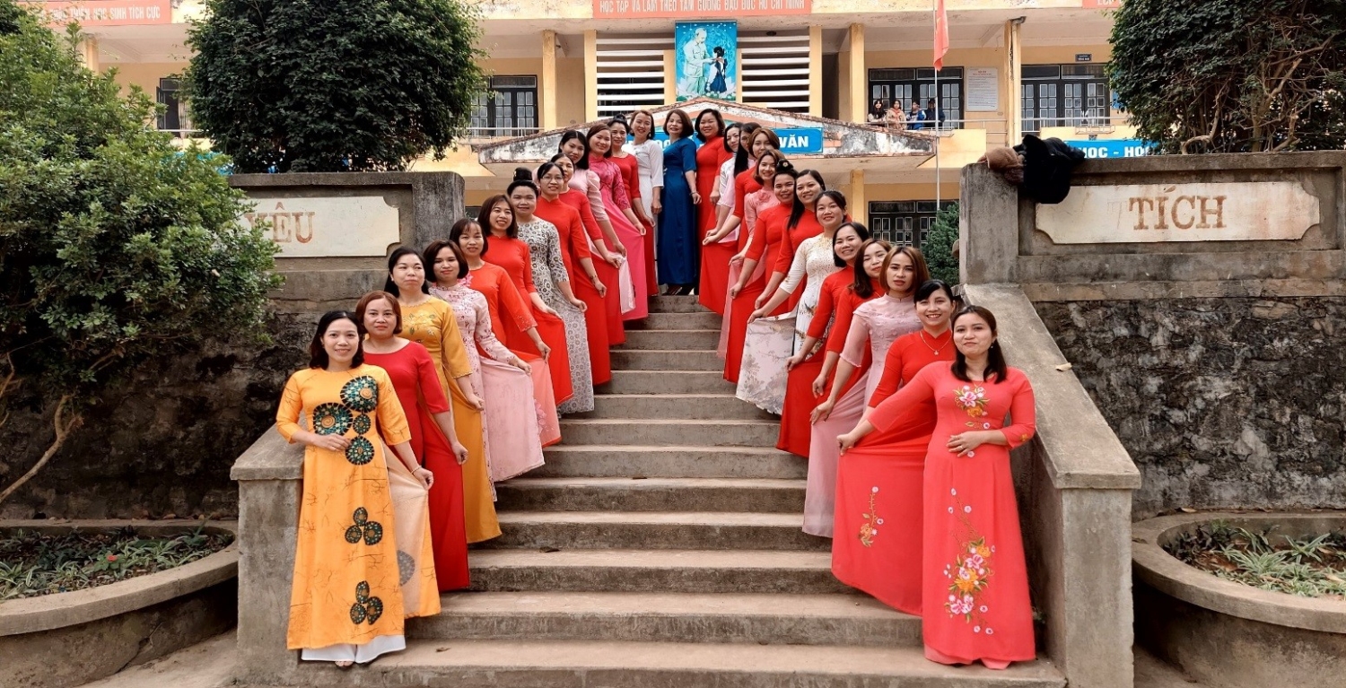 78 Tin tuan le ao dai dien bien dong 06