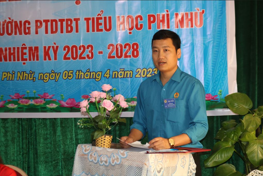 10 Tin Đại hội công đoàn Trường PTDTBT Tiểu học Phì Nhừ 02