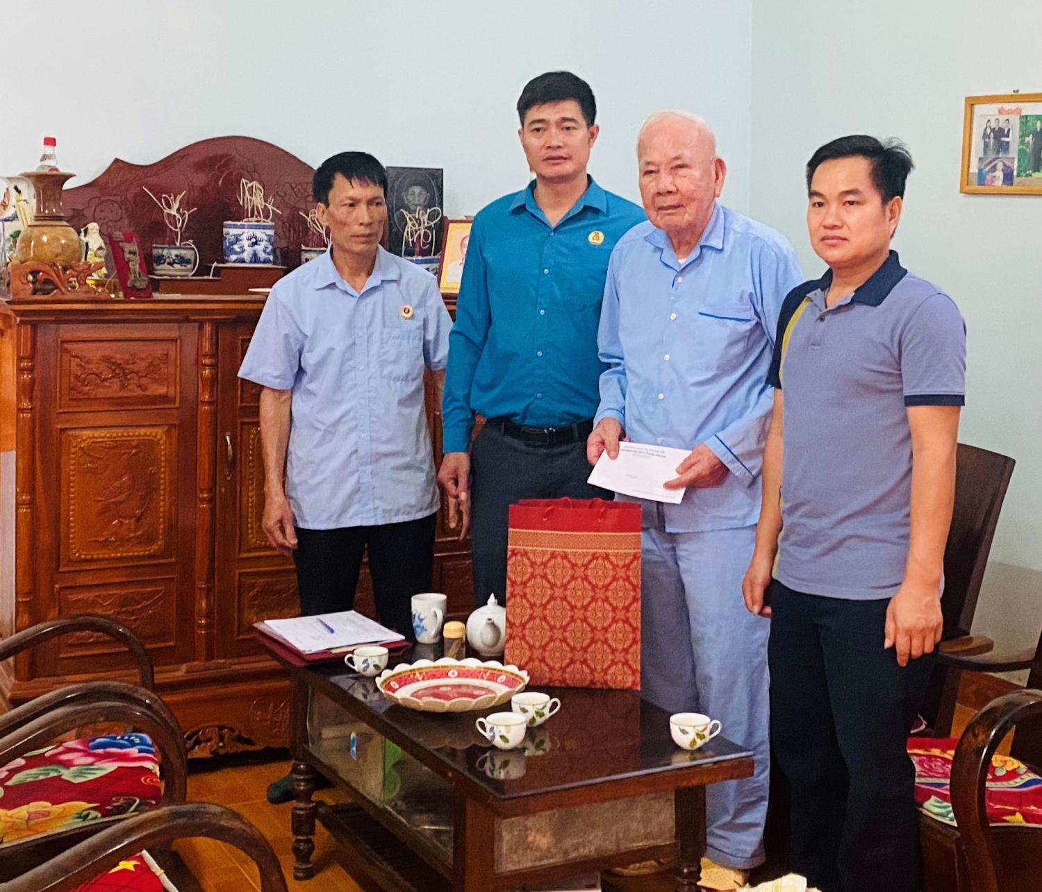 25 anh 1