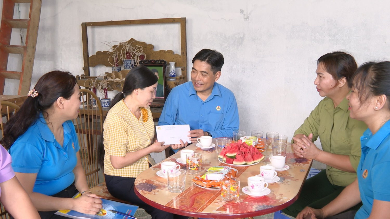 40 anh 2