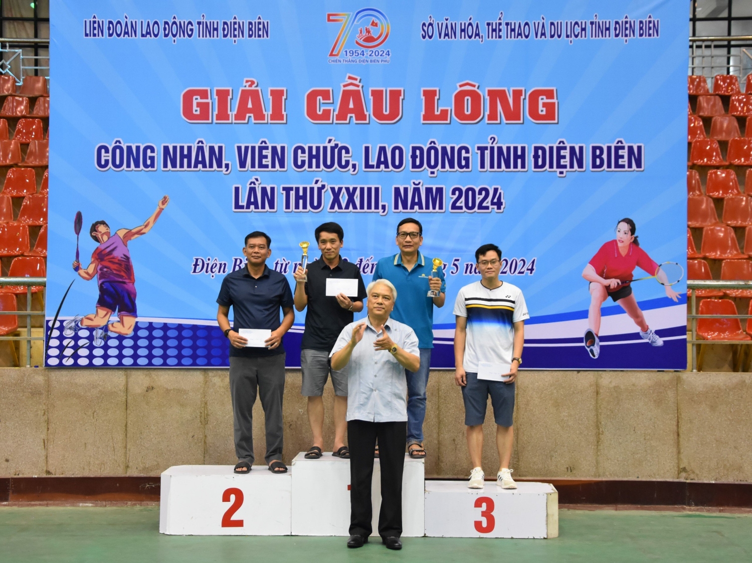 44 anh 2